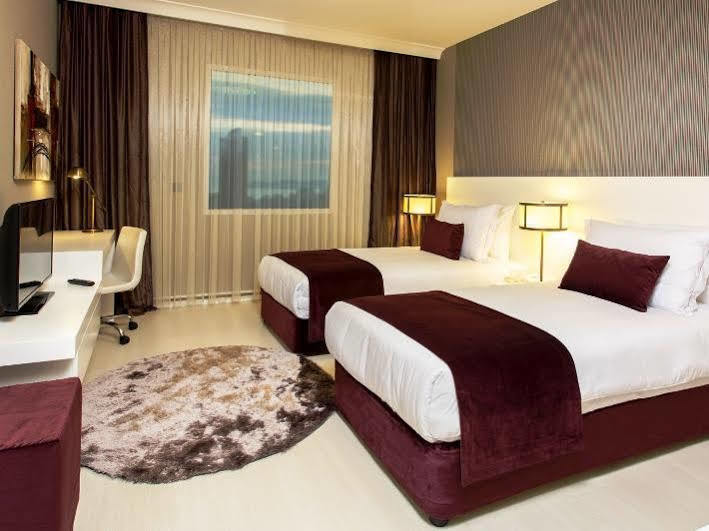 Flora Suites Atasehir Istanbul Ngoại thất bức ảnh