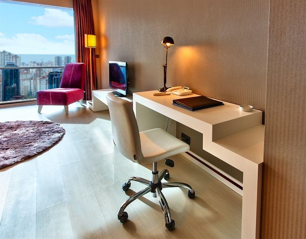Flora Suites Atasehir Istanbul Ngoại thất bức ảnh